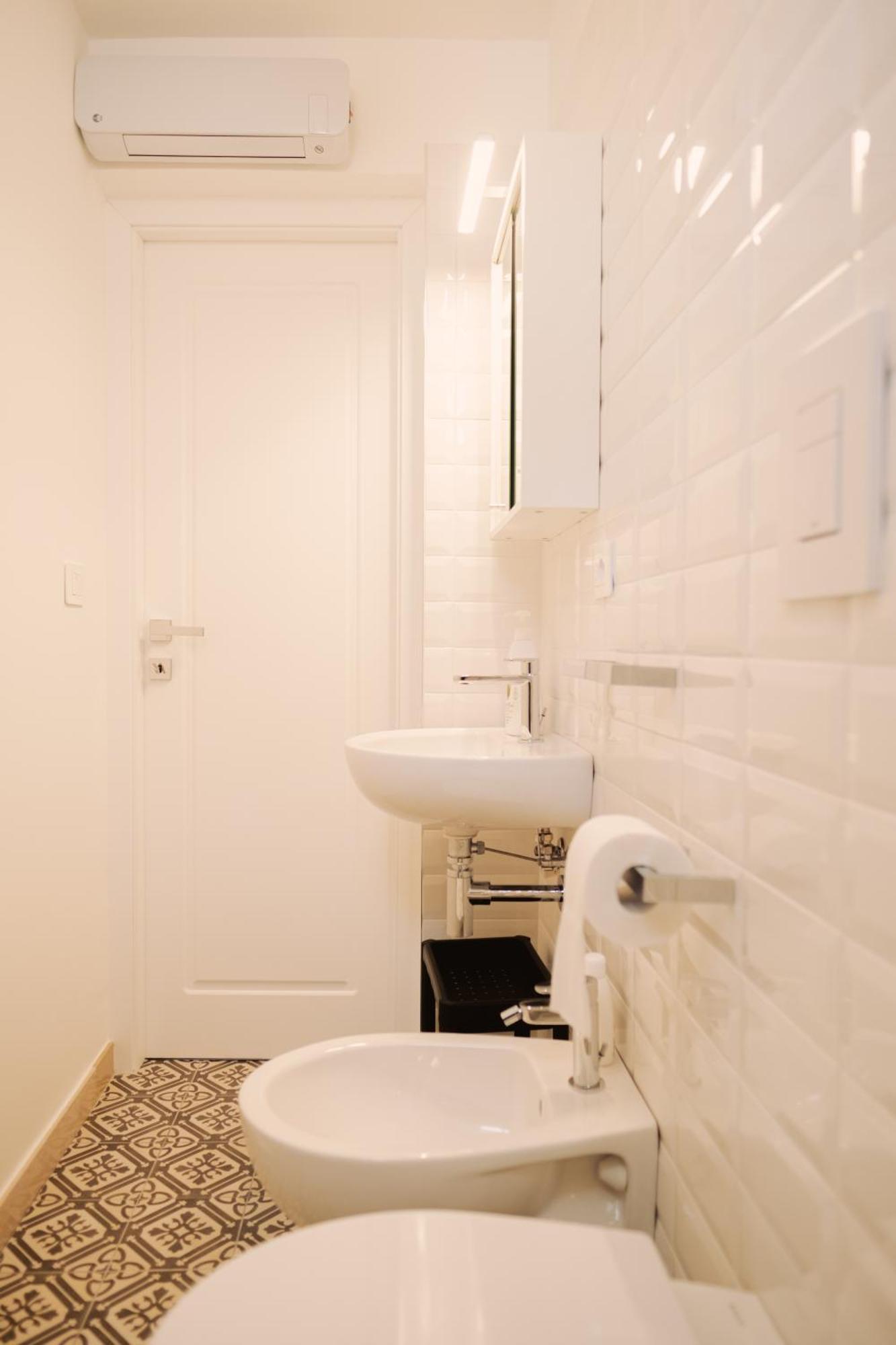 Casa Antonia - Terrace & Suites Bari Exterior photo