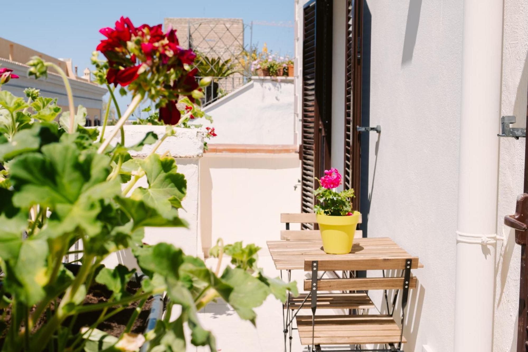 Casa Antonia - Terrace & Suites Bari Exterior photo